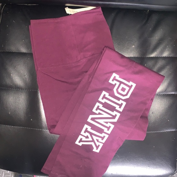 Victoria’s Secret brand new leggings size medium In the color maroon brand new - Picture 1 of 1